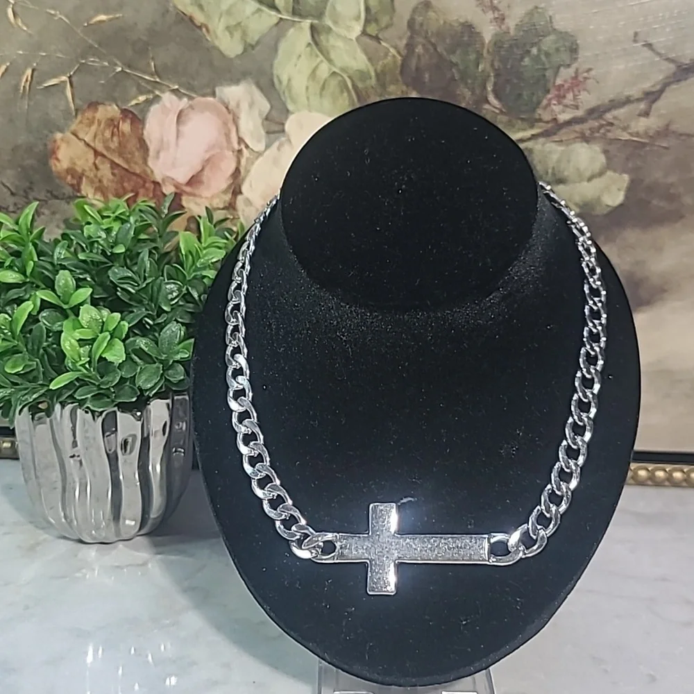 Silver Chain Necklace with Cross Pendant
